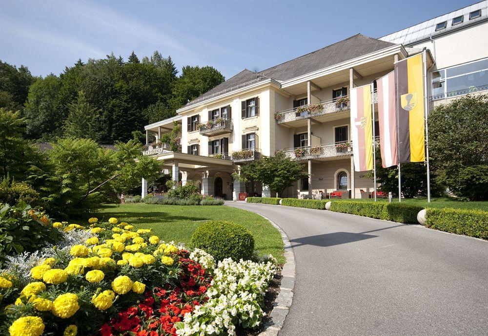 Hotel Warmbaderhof Villach Exteriör bild